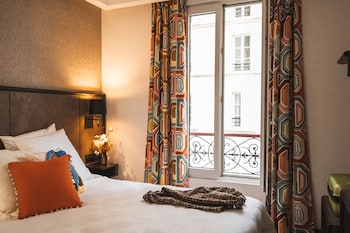 room-image