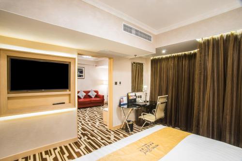 room-image