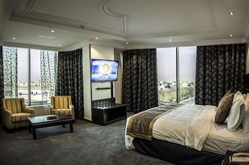 room-image