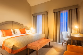 room-image