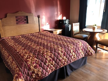 room-image
