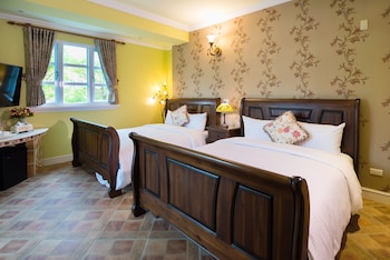 room-image