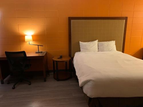 room-image