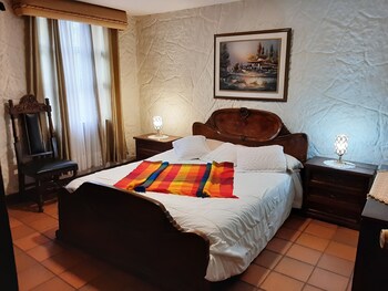 room-image