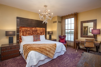 room-image