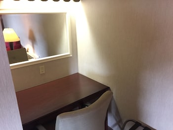 room-image