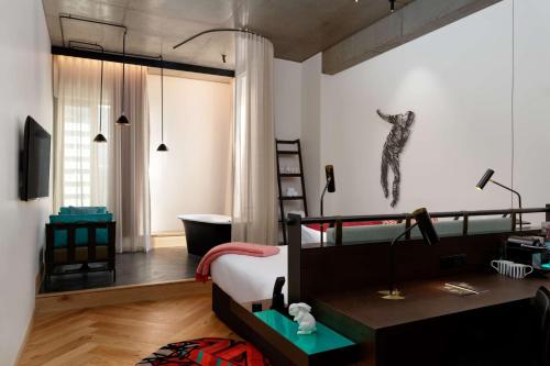room-image