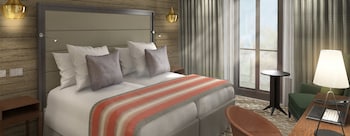 room-image
