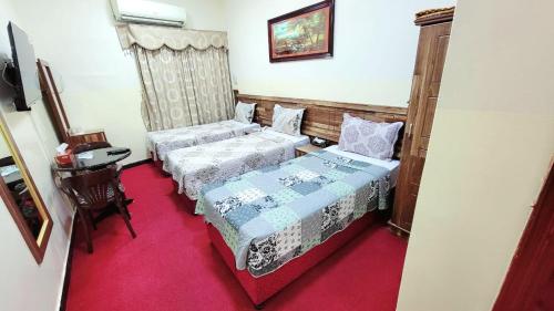 room-image