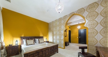 room-image