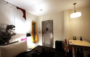 room-image