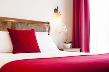room-image