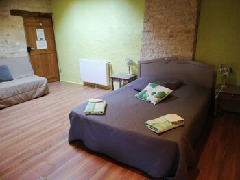 room-image