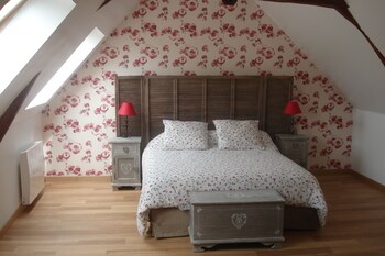 room-image