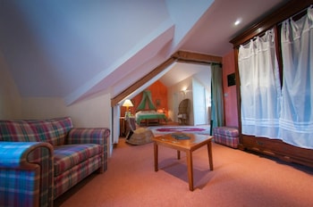 room-image