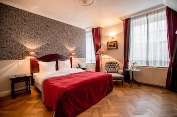 room-image