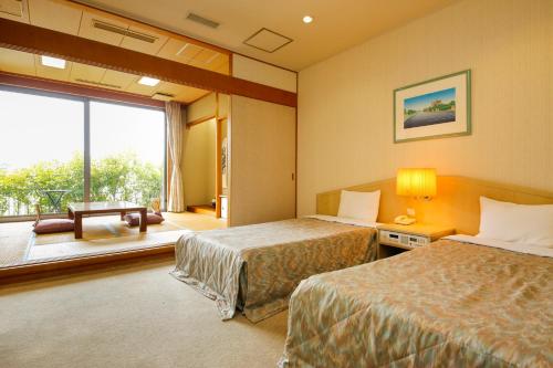 room-image