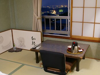 room-image