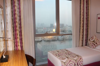 room-image