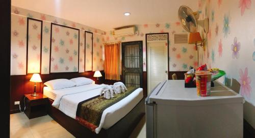 room-image