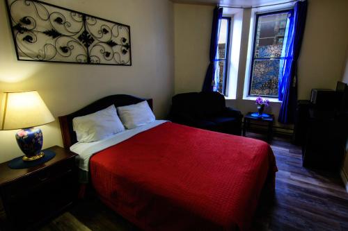 room-image
