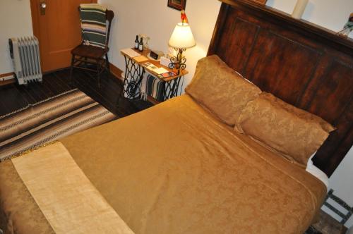 room-image