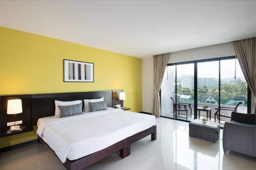 room-image
