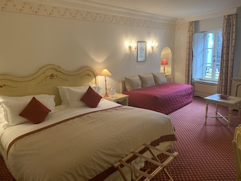 room-image