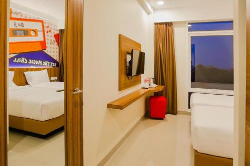 room-image