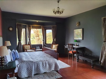 room-image