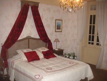 room-image