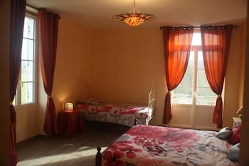 room-image