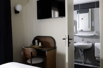 room-image