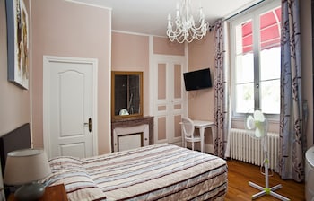 room-image