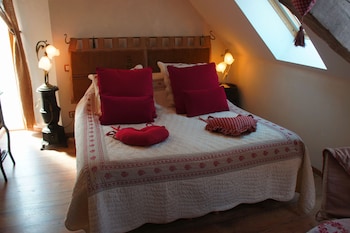 room-image