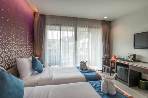 room-image