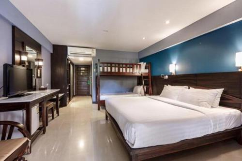 room-image