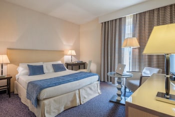 room-image