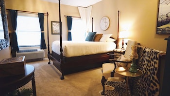 room-image