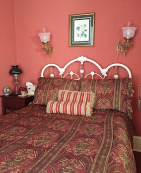 room-image