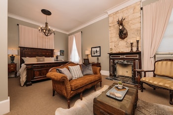 room-image
