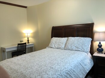 room-image