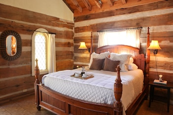 room-image