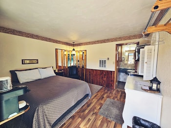 room-image