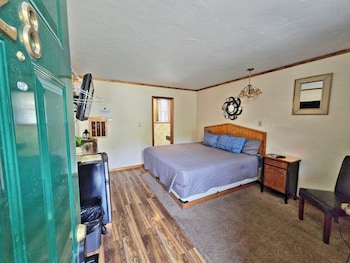 room-image