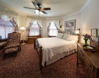 room-image
