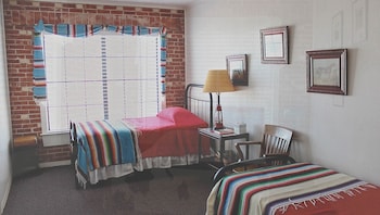 room-image