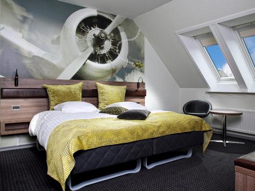 room-image