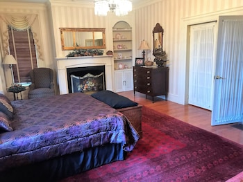 room-image