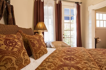 room-image